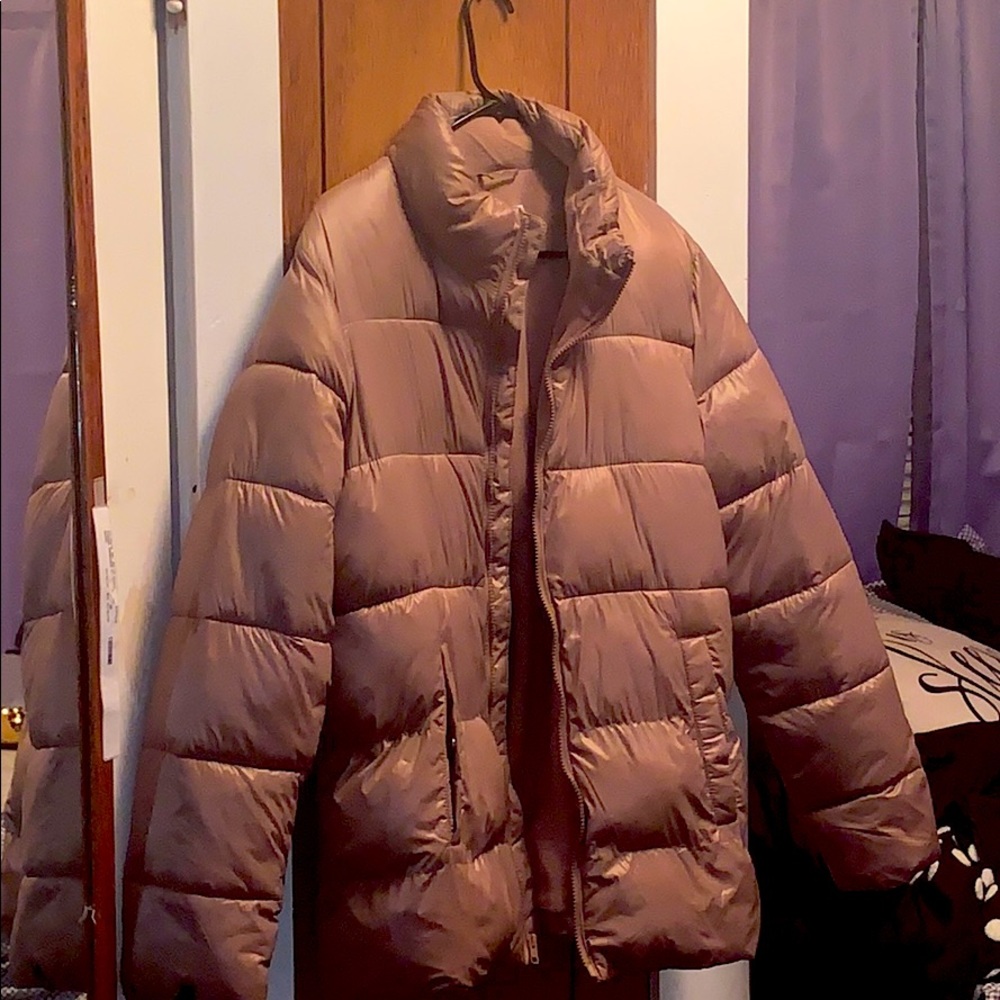 Fluffy brownish coat